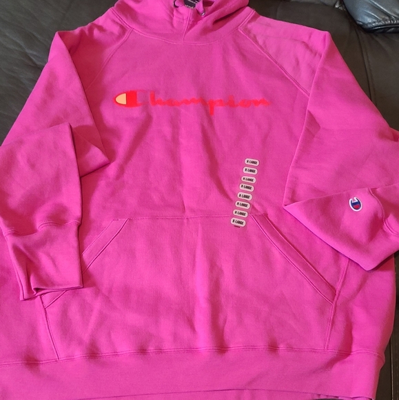 Champion Sweater - Picture 5 of 12